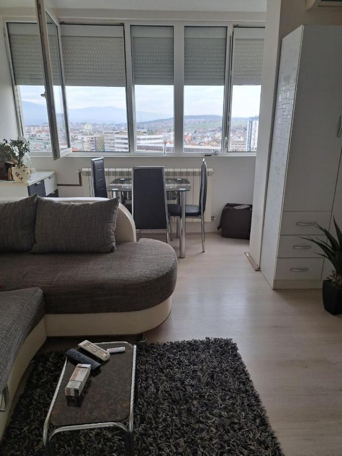 Apartman Sa Panoramom Kruševac 外观 照片